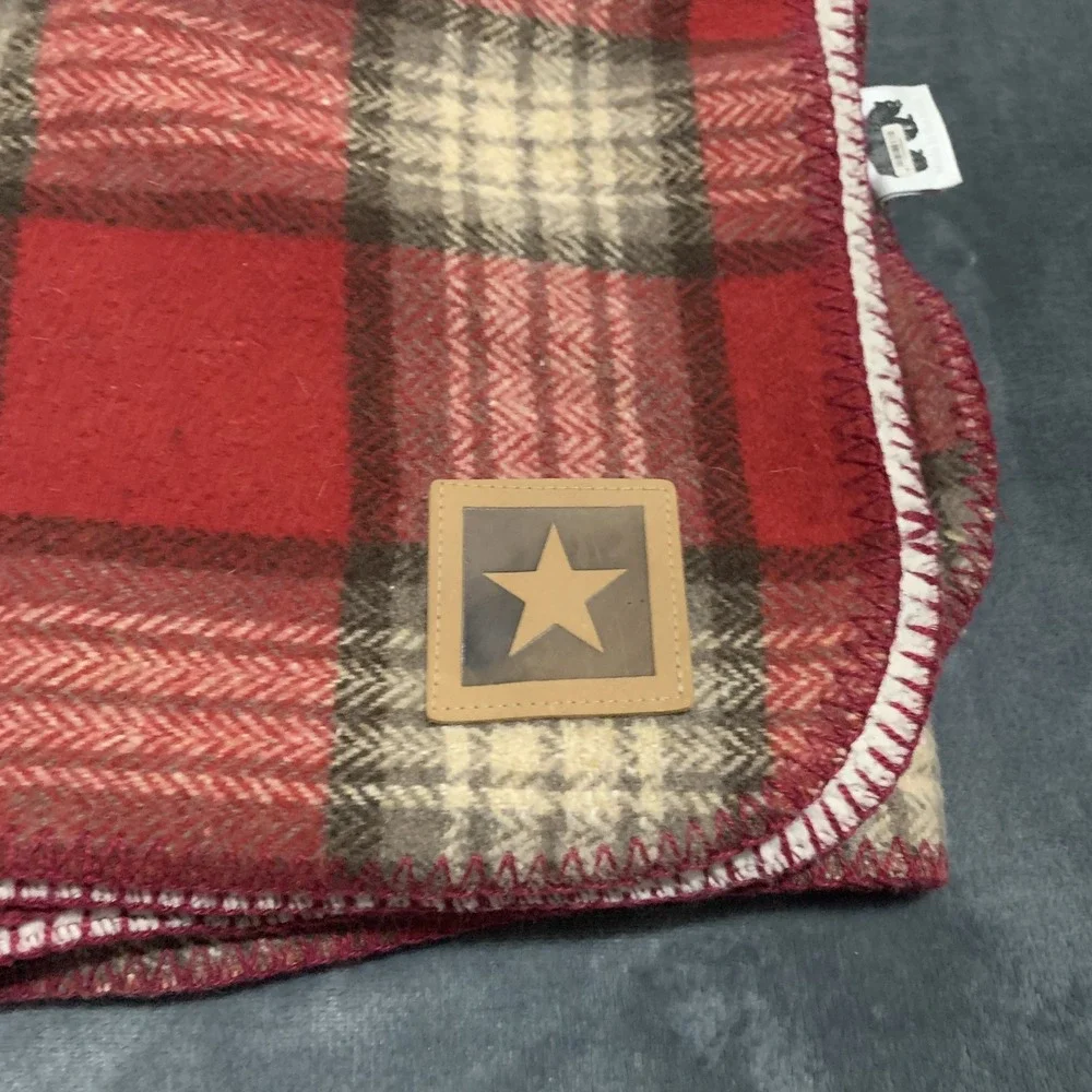 ABW Plaid Throw Blanket Sherpa Lined Red Beige Brown Star Patch‎ USA Made Cozy